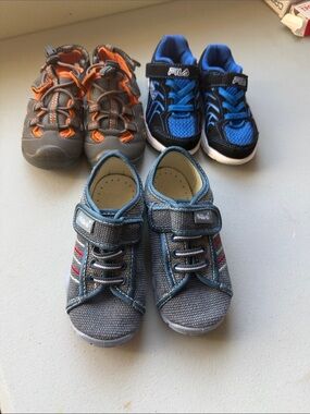 Children's Gray Canvas Hook-and-Loop Sneakers with Subtle Red Trim